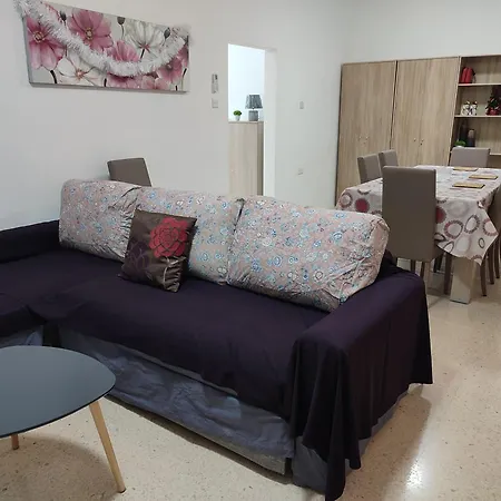 Dolphin Court 3-bedroom Sea View In Marsaskala, Malta Lägenhet Marsaskala