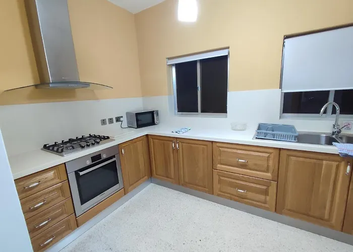 Dolphin Court 3-bedroom Sea View In Marsaskala, Malta * Marsaskala