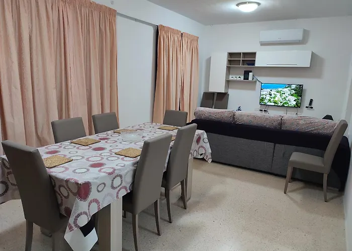 Appartamento Dolphin Court 3-bedroom Sea View In Marsaskala, Malta
